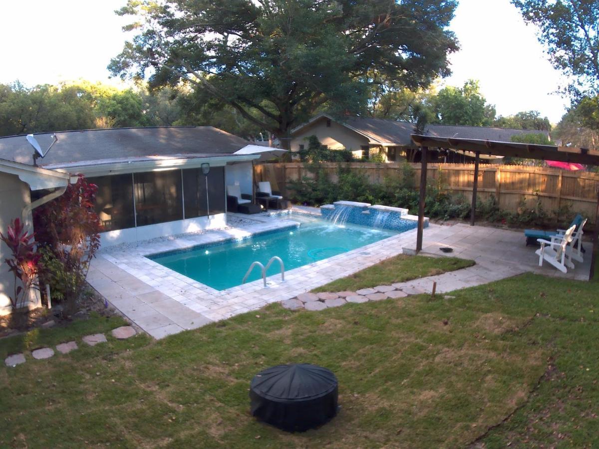 4 Bedroom Vacation With Amazing Backyard Casa vacanze *