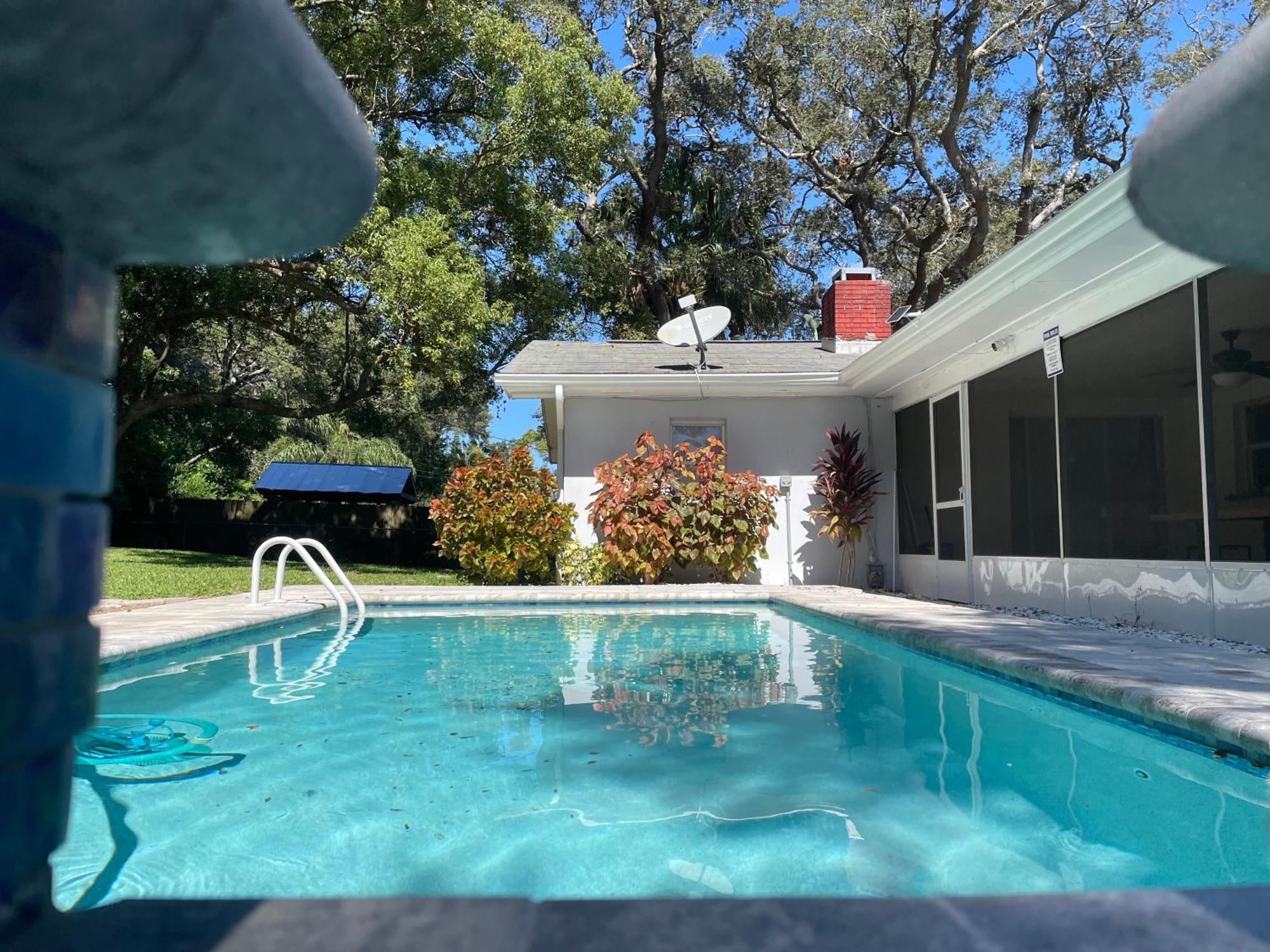 4 Bedroom Vacation With Amazing Backyard Casa vacanze *