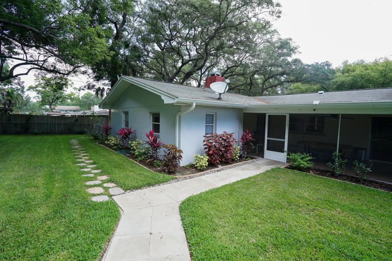 Ferienhaus 4 Bedroom Vacation With Amazing Backyard *